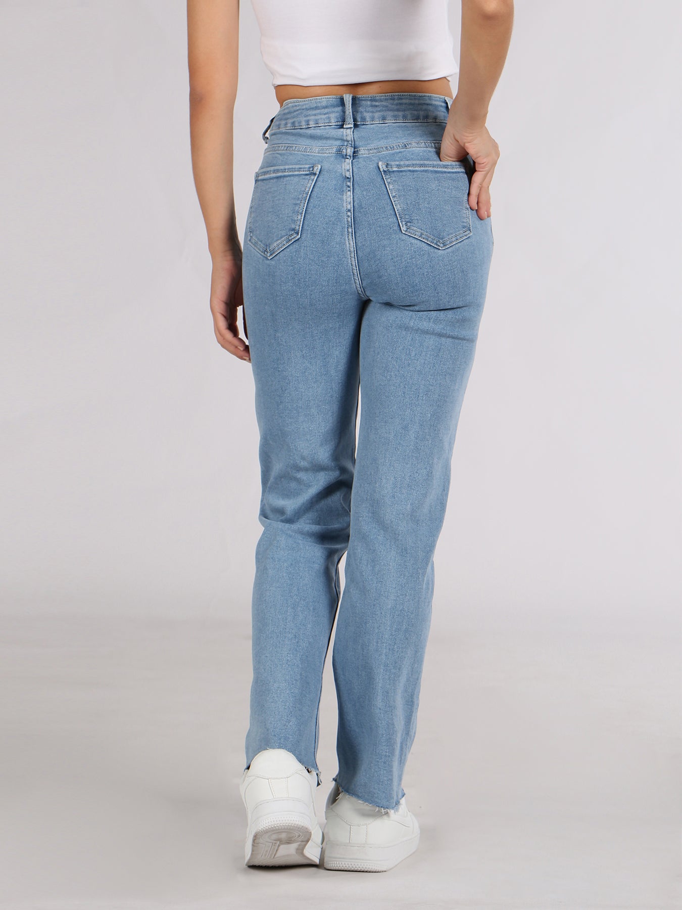 Women's High Waisted Straight Leg Jeans - Light Wash with Frayed Hem & Subtle Distressed Detail
